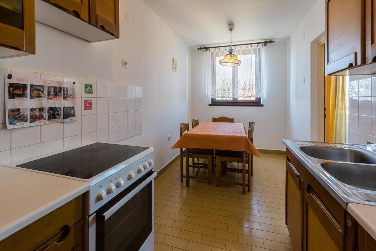 Apolic Appartement Crikvenica Buitenkant foto
